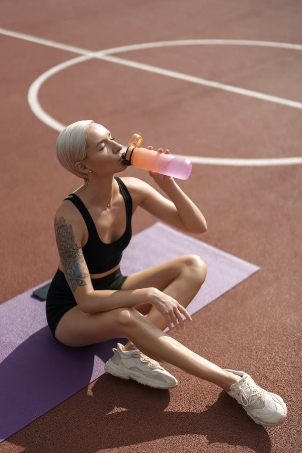 What Are the Best Moisturizing Treatments for Dogs with Dry Skin?